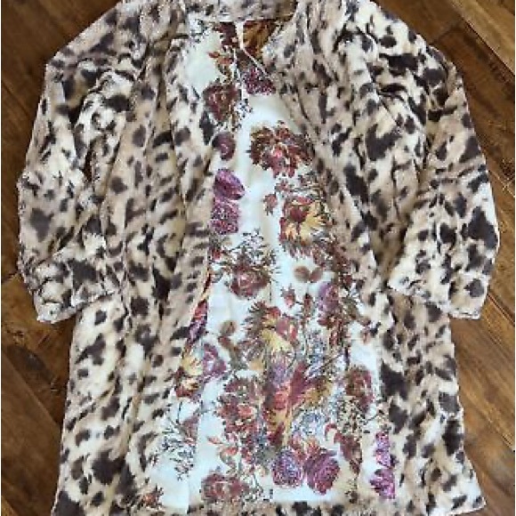 Anthropologie Uncle Frank Leopard Print Faux Fur Coat size S - Floral Lining - Picture 2 of 2